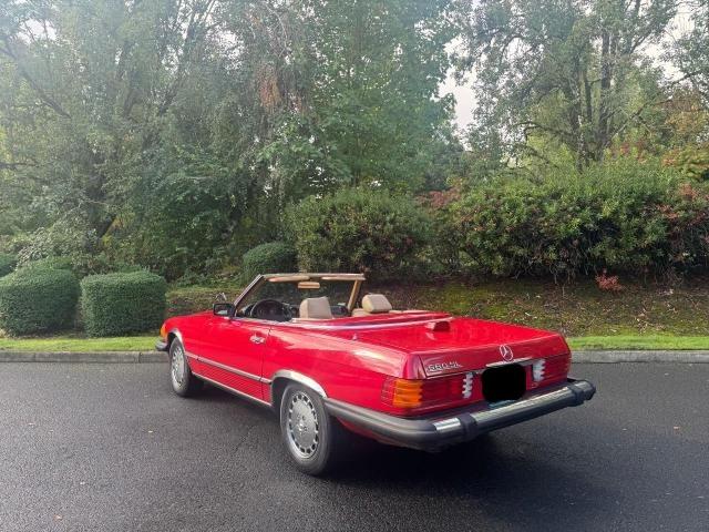 WDBBA48D8HA065591 - 1987 MERCEDES-BENZ 560 SL RED photo 3