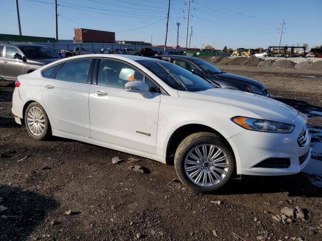 3FAHP0HA8BR156212 - 2011 FORD FUSION SE SILVER photo 4