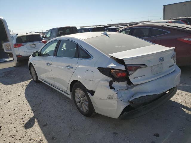 KMHE24L11GA008667 - 2016 HYUNDAI SONATA HYB WHITE photo 2