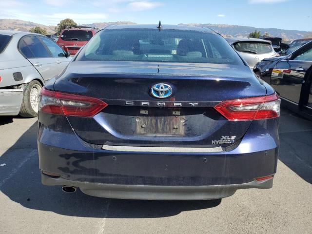 4T1F31AK1NU576814 - 2022 TOYOTA CAMRY XLE BLUE photo 6