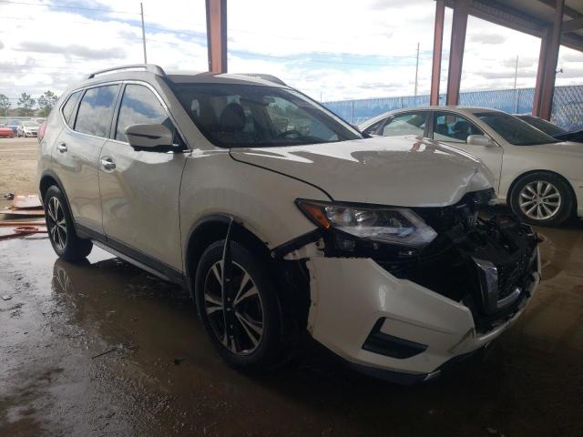 JN8AT2MT5KW503880 - 2019 NISSAN ROGUE S WHITE photo 4