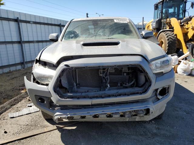 3TMAZ5CN8KM084678 - 2019 TOYOTA TACOMA DOUBLE CAB GRAY photo 5