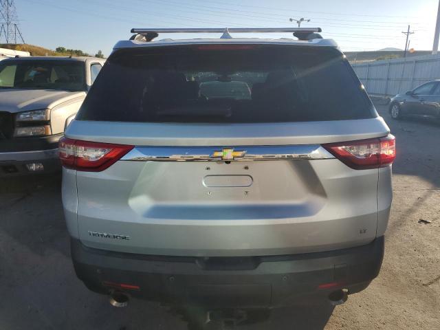 1GNERGKW5KJ194731 - 2019 CHEVROLET TRAVERSE LT SILVER photo 6