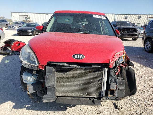 KNDJT2A62D7623806 - 2013 KIA SOUL + RED photo 5