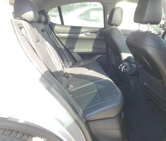 ZASPAKAN4M7D03028 - 2021 ALFA ROMEO STELVIO SPORT Silber Foto 11
