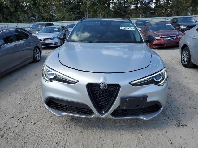 ZASPAKAN4M7D03028 - 2021 ALFA ROMEO STELVIO SPORT Silber Foto 5