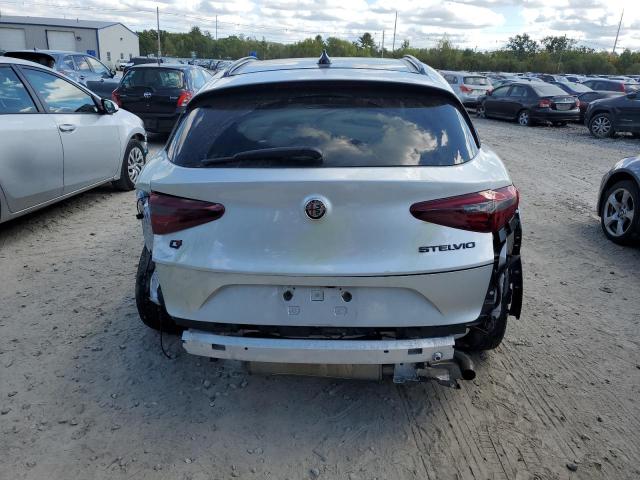 ZASPAKAN4M7D03028 - 2021 ALFA ROMEO STELVIO SPORT Silber Foto 6