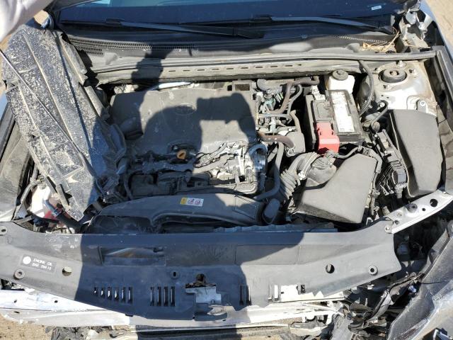 4T1T11BK3MU041795 - 2021 TOYOTA CAMRY SE SILVER photo 11