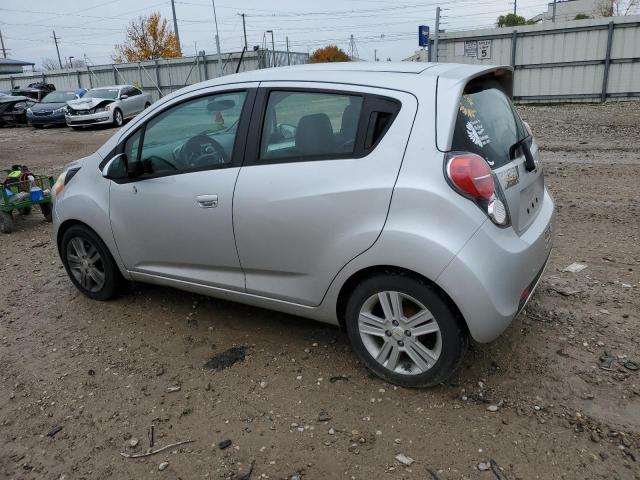 KL8CD6S97FC719939 - 2015 CHEVROLET SPARK 1LT SILVER photo 2