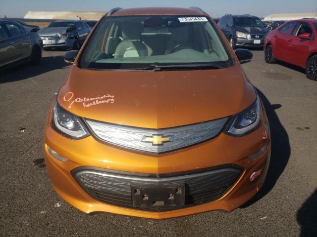 1G1FX6S01H4184951 - 2017 CHEVROLET BOLT EV PREMIER ORANGE photo 5