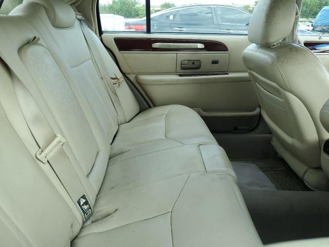 1LNHM85W23Y686689 - 2003 LINCOLN TOWN CARTIER L BEIGE photo 10