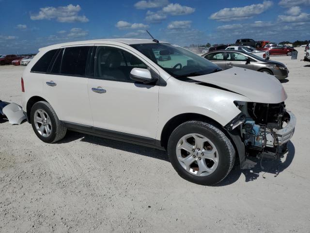 2FMDK3JC5BBB37454 - 2011 FORD EDGE SEL WHITE photo 4