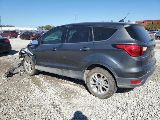 1FMCU0GD2KUA87529 - 2019 FORD ESCAPE SE GRAY photo 2