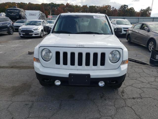 1C4NJRCB9ED698127 - 2014 JEEP PATRIOT LIMITED WHITE photo 5