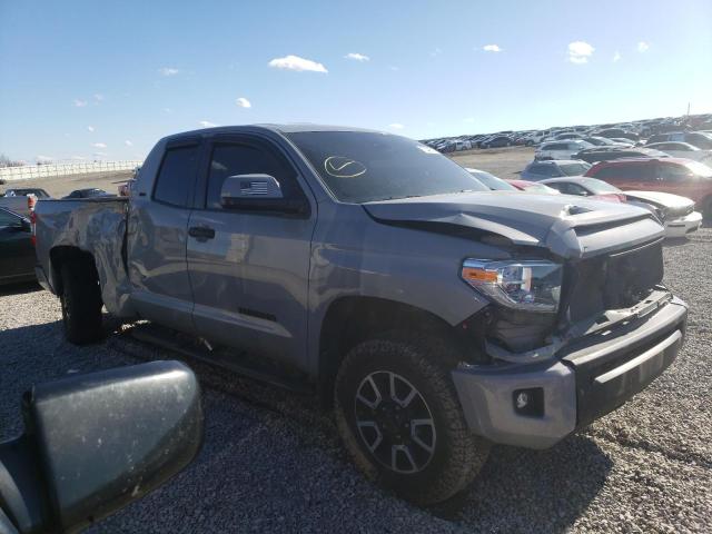 5TFUY5F18LX880609 - 2020 TOYOTA TUNDRA DOUBLE CAB SR/SR5 GRAY photo 4