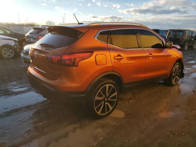 JN1BJ1CR3HW142960 - 2017 NISSAN ROGUE SPOR S ORANGE photo 3