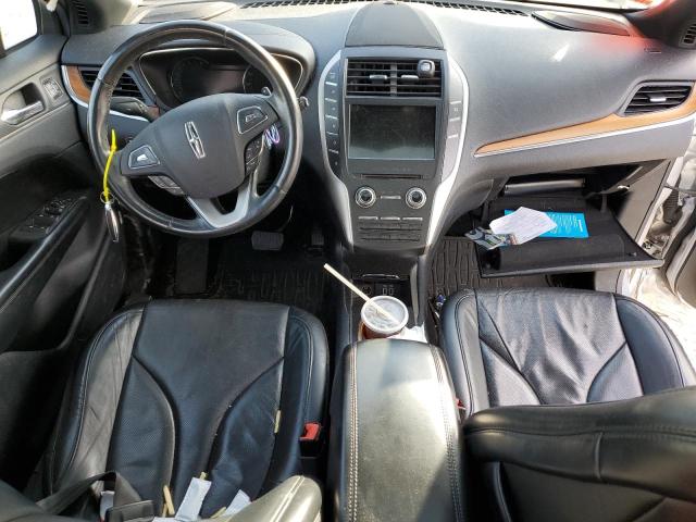 5LMTJ3DH8HUL46015 - 2017 LINCOLN MKC RESERVE SILVER photo 8