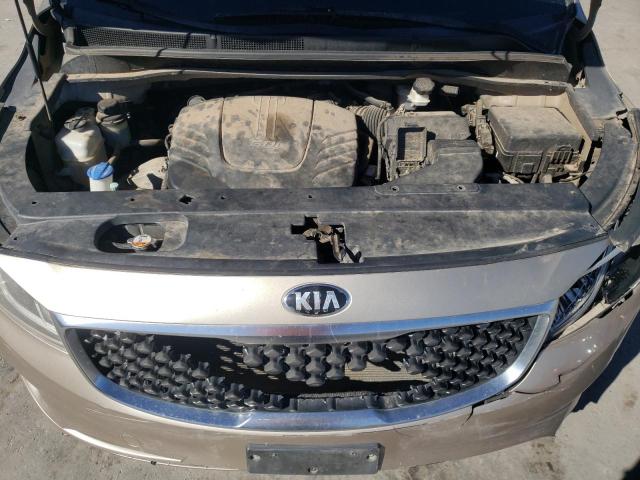 KNDMB5C11F6026884 - 2015 KIA SEDONA LX GOLD photo 12