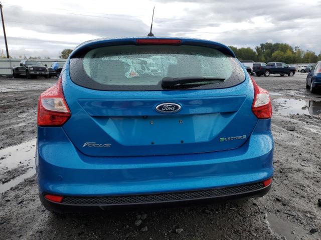 1FADP3R46DL126037 - 2013 FORD FOCUS BEV BLUE photo 6