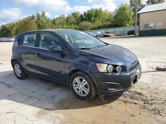 1G1JC6SH4F4106219 - 2015 CHEVROLET SONIC LT BLUE photo 4