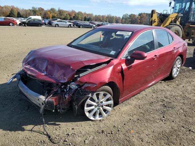 4T1B11HK3JU524055 - 2018 TOYOTA CAMRY L BURGUNDY photo 1