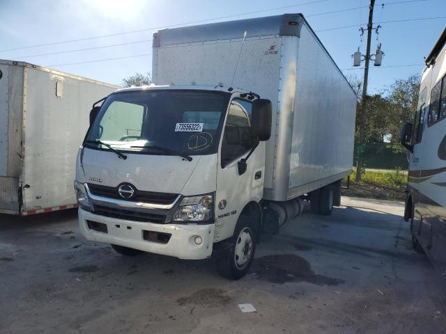 JHHSDM2H2JK007610 - 2018 HINO 195 WHITE photo 2