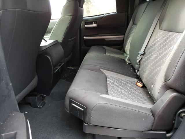 5TFUM5F17JX074642 - 2018 TOYOTA TUNDRA DOUBLE CAB SR/SR5 GRAY photo 10