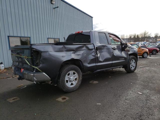 5TFUM5F17JX074642 - 2018 TOYOTA TUNDRA DOUBLE CAB SR/SR5 GRAY photo 3