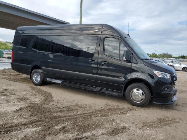 W1X8ED3Y3KP195051 - 2019 MERCEDES-BENZ SPRINTER 3500 BLACK photo 4