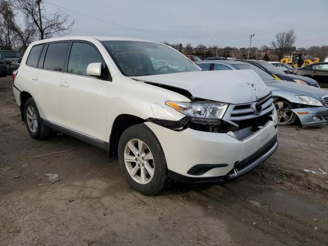 5TDZA3EH7DS037487 - 2013 TOYOTA HIGHLANDER BASE Ақ фото 4