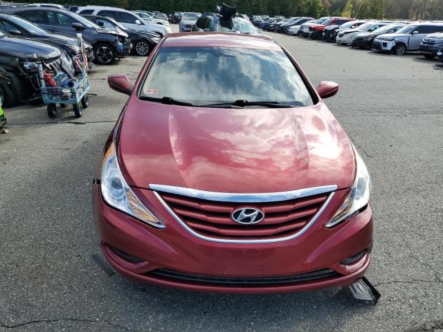 5NPEB4AC4BH274114 - 2011 HYUNDAI SONATA GLS RED photo 5