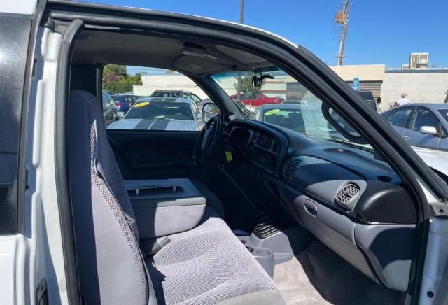 3B7KC23C22M293949 - 2002 DODGE RAM 2500 WHITE photo 5