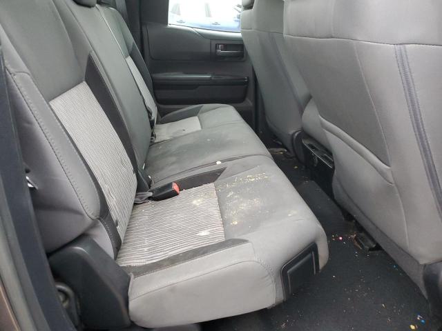 5TFRM5F16EX076328 - 2014 TOYOTA TUNDRA DOUBLE CAB SR/SR5 BLACK photo 10