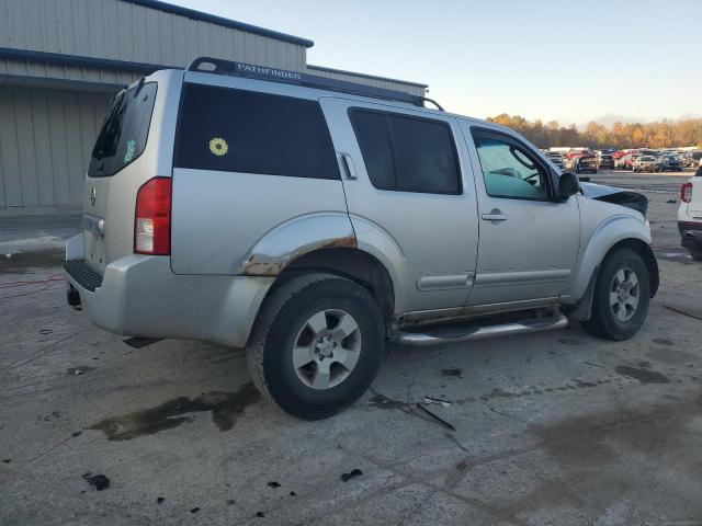 5N1AR18W95C767419 - 2005 NISSAN PATHFINDER LE SILVER photo 3