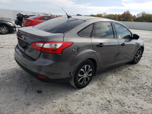 1FAHP3E26CL242567 - 2012 FORD FOCUS S GRAY photo 3