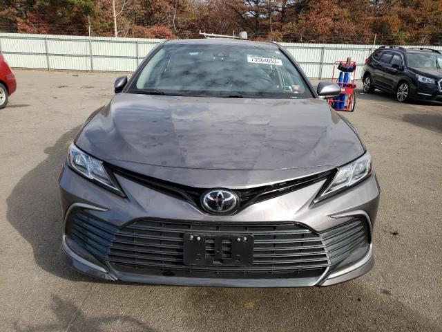 4T1C11AK2PU772627 - 2023 TOYOTA CAMRY LE GRAY photo 5