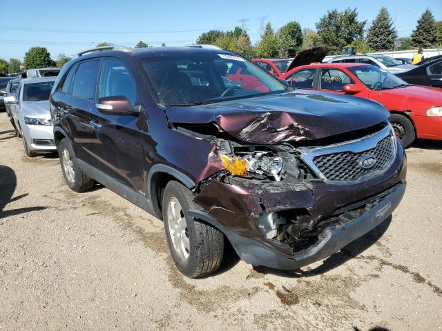 5XYKTDA28BG125705 - 2011 KIA SORENTO BASE MAROON photo 4