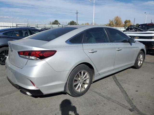 5NPE24AF7KH796021 - 2019 HYUNDAI SONATA SE SILVER photo 3