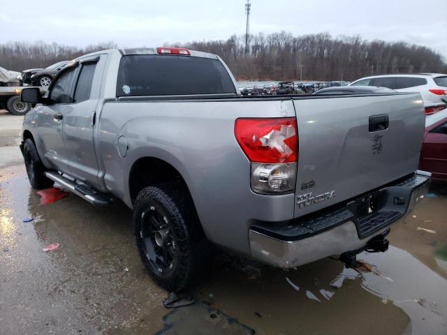 5TBRT54118S460249 - 2008 TOYOTA TUNDRA DOUBLE CAB SILVER photo 2