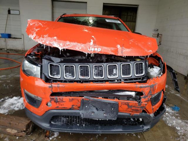 3C4NJDAB0JT132156 - 2018 JEEP COMPASS SPORT ORANGE photo 5