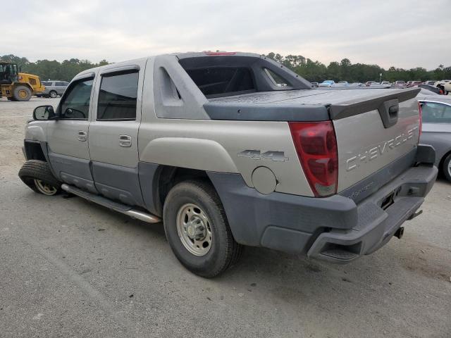 3GNGK22G74G238385 - 2004 CHEVROLET AVALANCHE K2500 SILVER photo 2