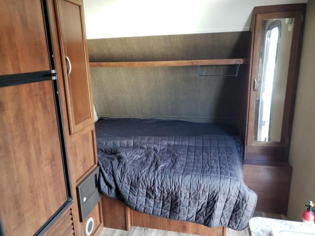 4YDT15316HT416539 - 2017 KEYSTONE PASSPORT TWO TONE photo 6