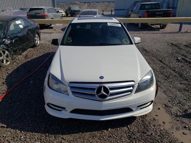 WDDGF5EB8BR140791 - 2011 MERCEDES-BENZ C300 300 WHITE photo 5