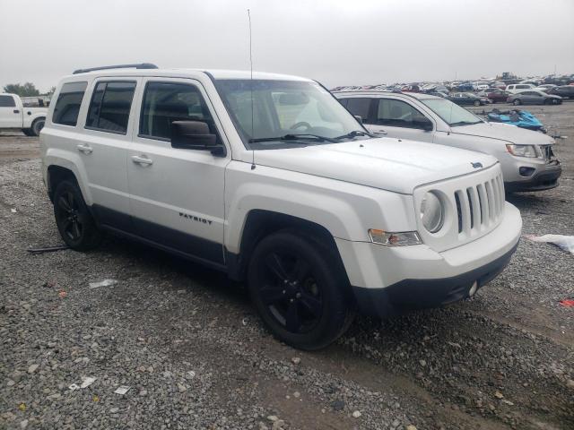 1C4NJPBA6FD368492 - 2015 JEEP PATRIOT SPORT თეთრი ფოტო 4