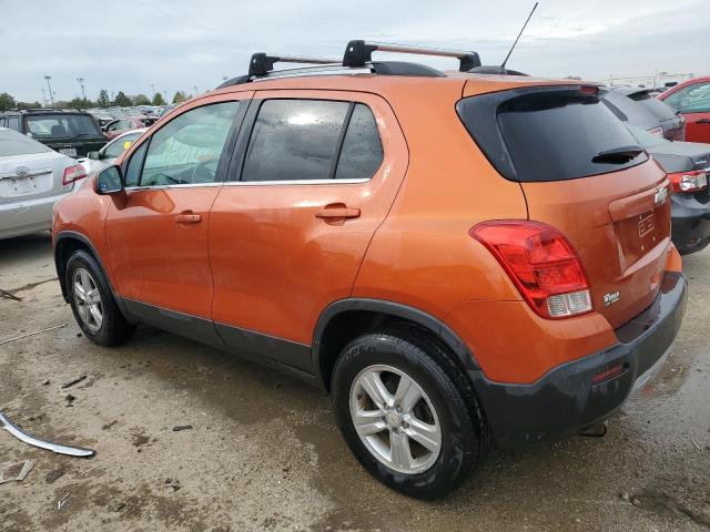 KL7CJRSB1FB116265 - 2015 CHEVROLET TRAX 1LT ORANGE photo 2