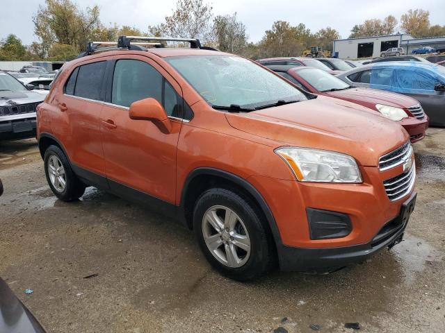 KL7CJRSB1FB116265 - 2015 CHEVROLET TRAX 1LT ORANGE photo 4