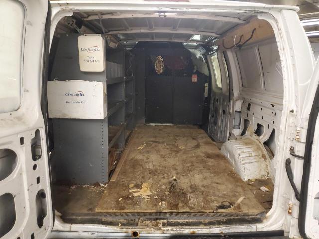 1FTNE14W39DA81786 - 2009 FORD ECONOLINE E150 VAN WHITE photo 10