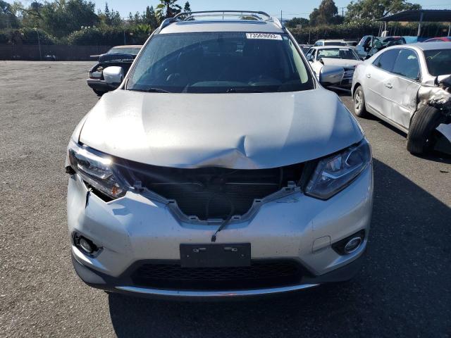 5N1AT2MVXFC915485 - 2015 NISSAN ROGUE S SILVER photo 5