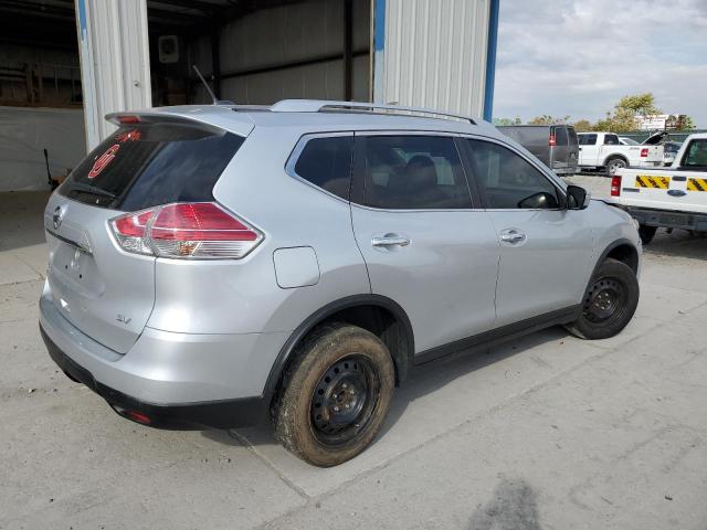 KNMAT2MTXFP529029 - 2015 NISSAN ROGUE S SILVER photo 3