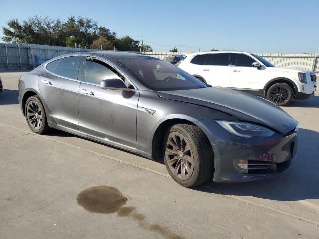 5YJSA1E20JF247642 - 2018 TESLA MODEL S BLACK photo 4